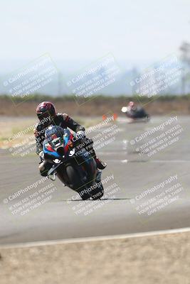 media/Sep-20-2025-TrackDaz (Sat) [[27f0cde673]]/A Group/2pm (Turn 9)/